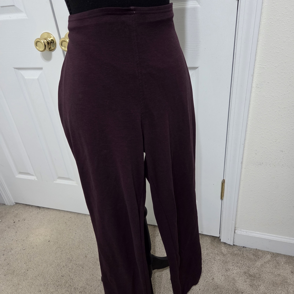 Women's Pull-on Plum Pants